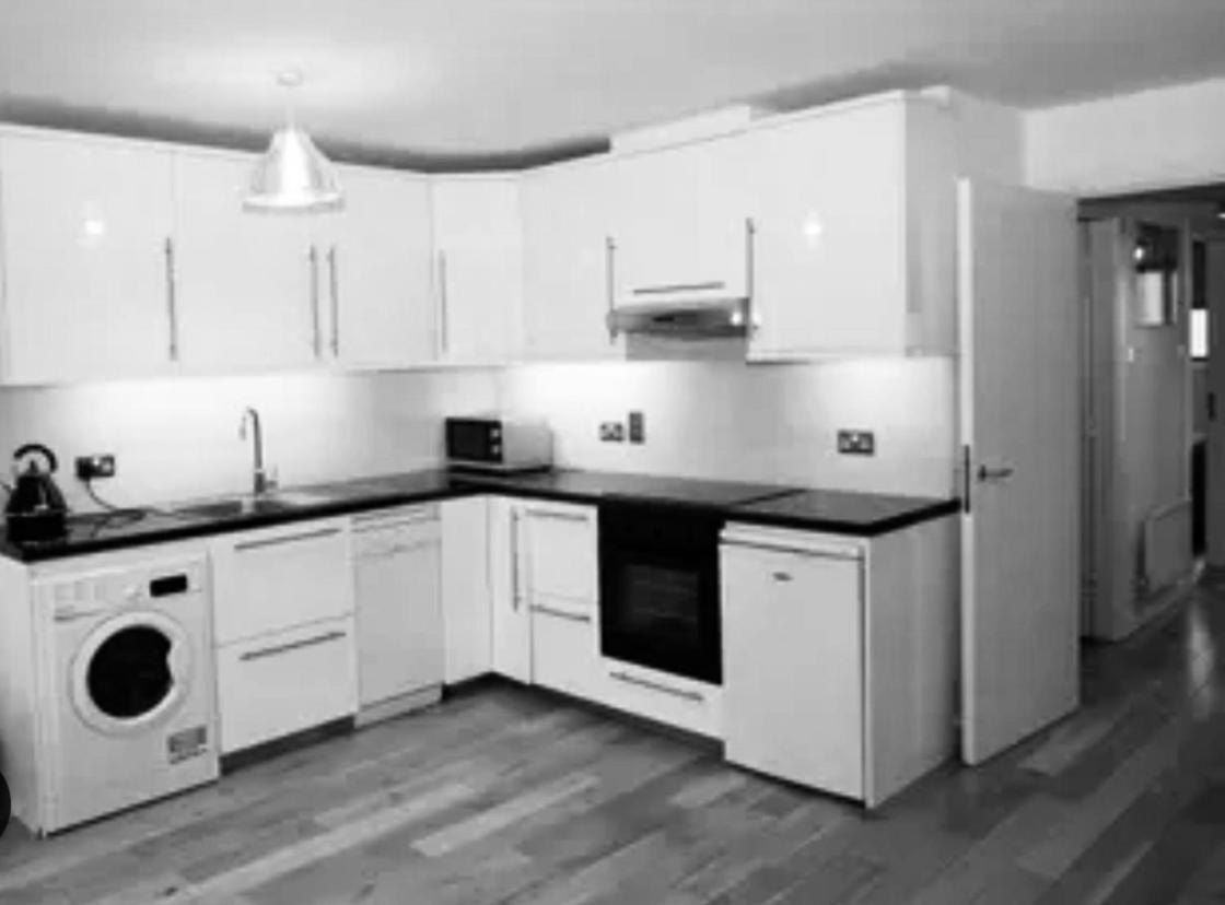 Shared Flat Apartment Дъблин Екстериор снимка